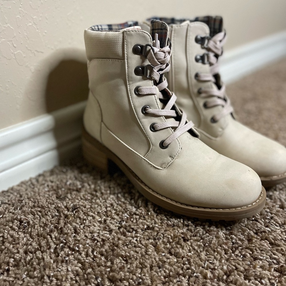 Booties - Picture 3 of 3